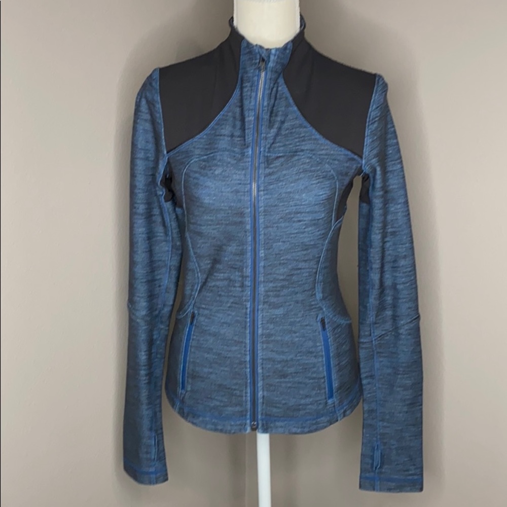 RARE LuluLemon Forme Jacket Denim Slub Size 6